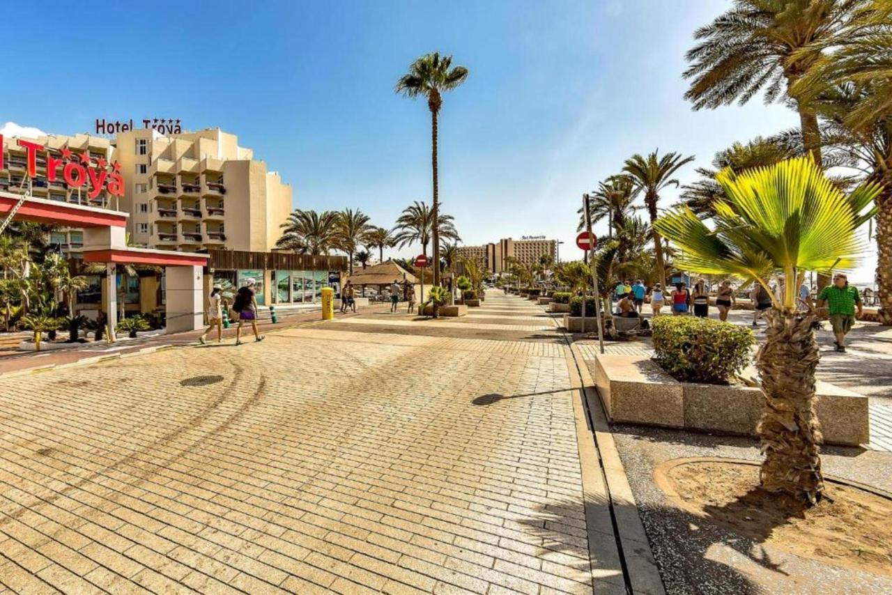 Two Bedroom Apartment With Wifi, Close To The Beach, In Playa De Las Americas المظهر الخارجي الصورة