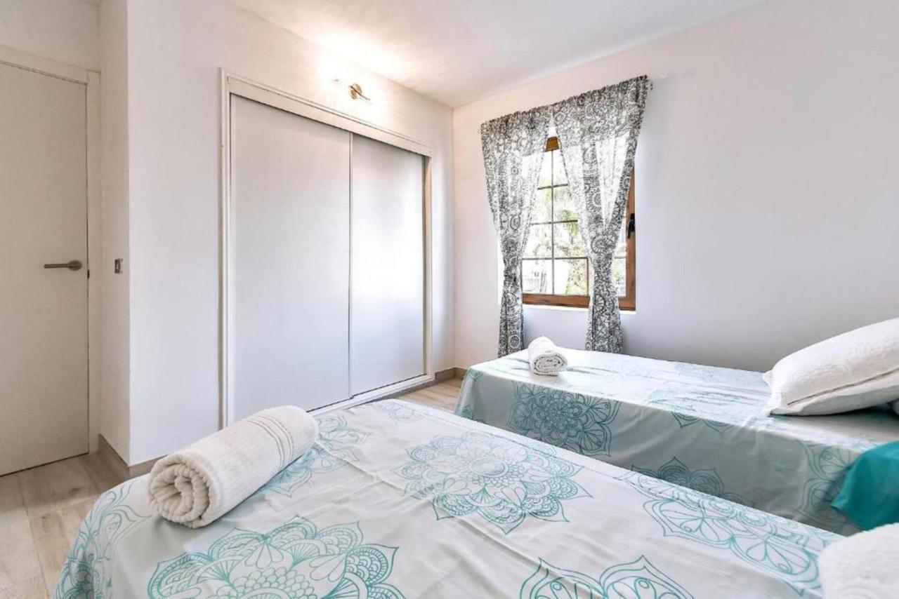 Two Bedroom Apartment With Wifi, Close To The Beach, In Playa De Las Americas المظهر الخارجي الصورة